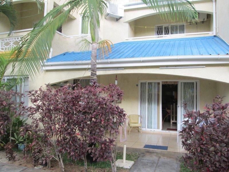 Grenadier A Apartment *